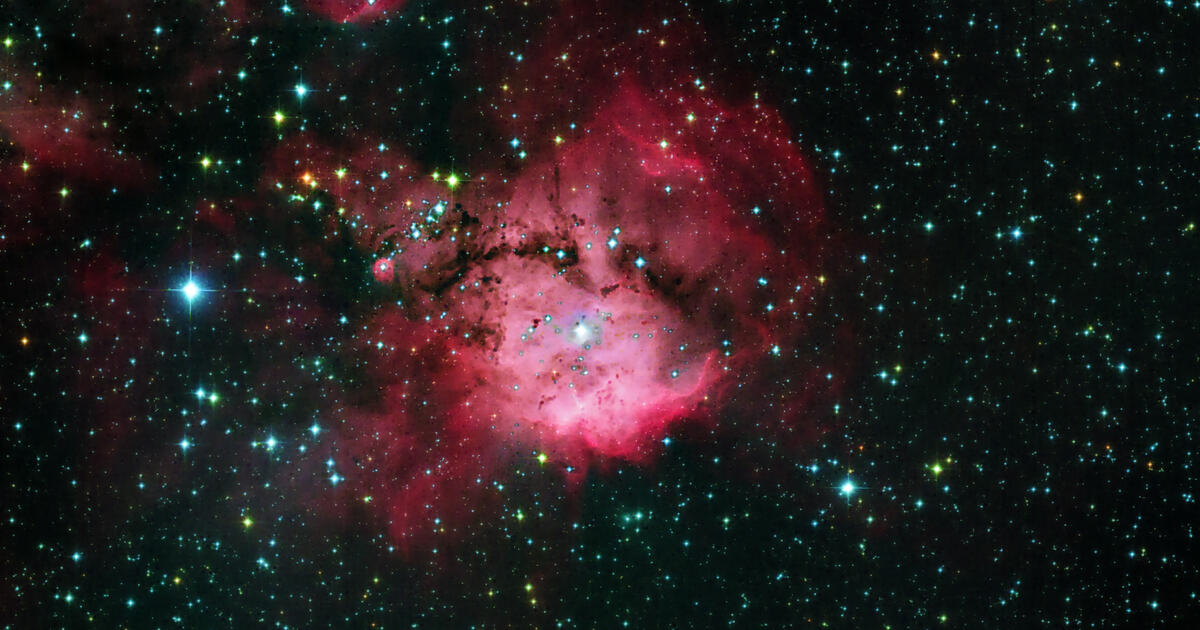 Skull and Crossbones Nebula (NGC 2467) | Telescope Live